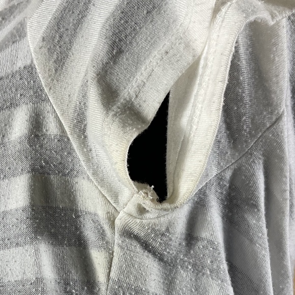 Bum Equipment White Semi-Sheer Striped T-Shirt With Adjustable Tie At Waist - Picture 6 of 9